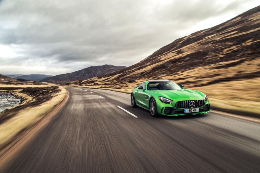  Mercedes-AMG GT R 2017 года  (UK) (фото 35 из 40)